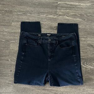 Curves 360 jeans by NYDJ size 18
